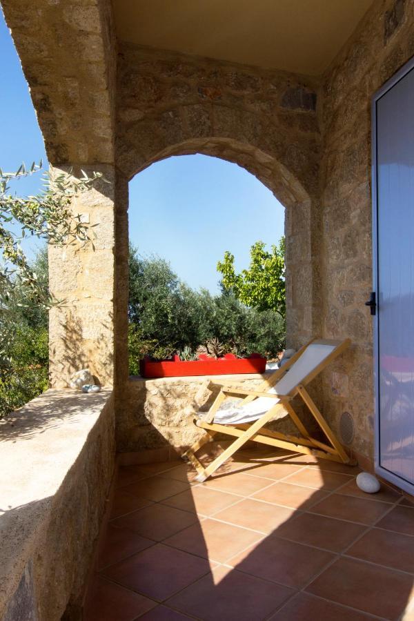 Orfea'S Place Riglia المظهر الخارجي الصورة